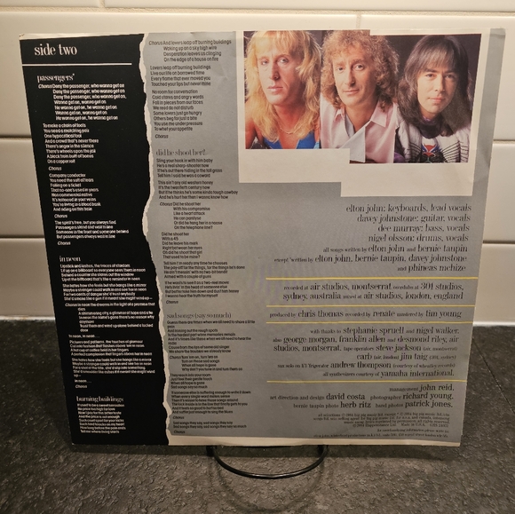 Elton John- Breaking Hearts- Vinyl Record Geffen records 1984 - Picture 4 of 6